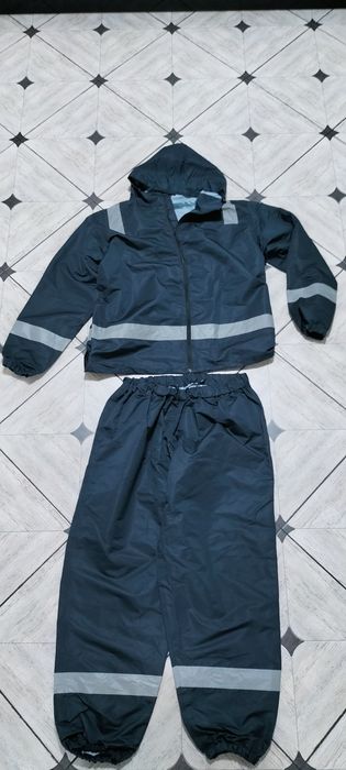 Продам костюм дождевик