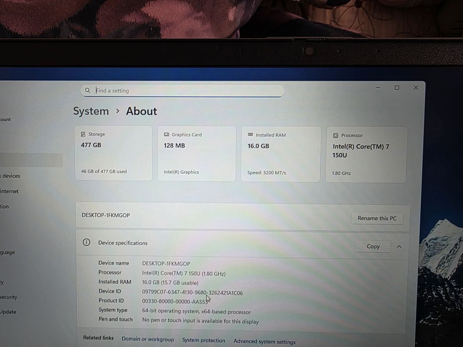 Laptop hp 17" intel core 7 150u