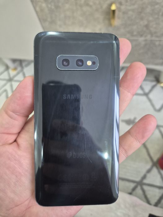 Samsung s10e 6/128 2сим