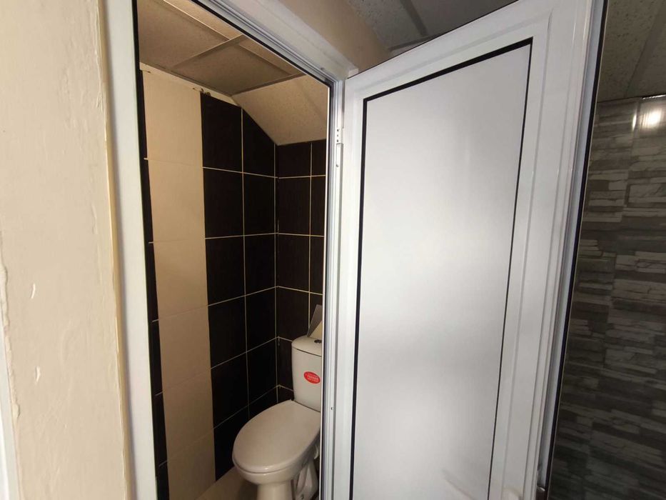 Дава се под наем Магазин в Разград, Варош - 20 кв.м за 178.5 € - Снимка #4