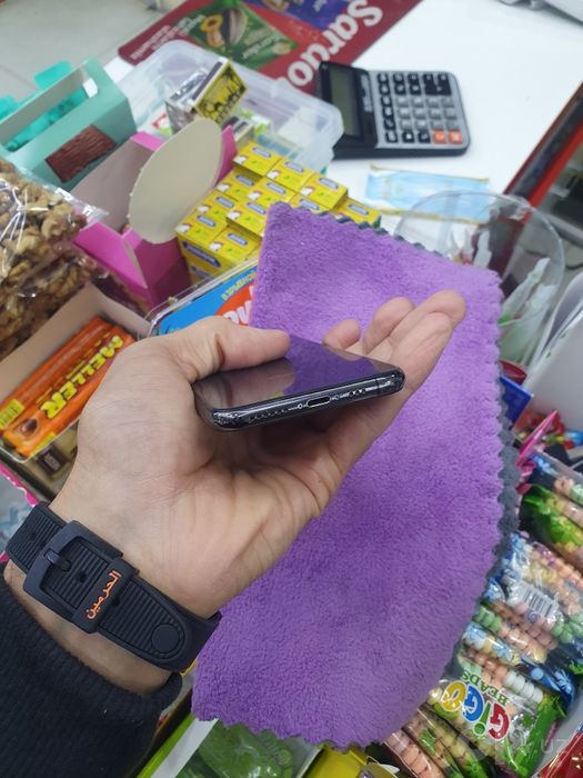 IPhone XS 256Gb продам