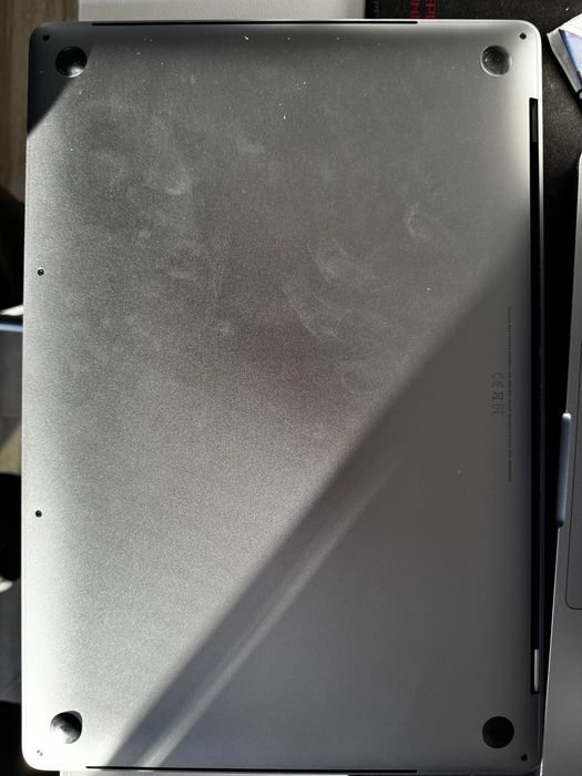MacBook Pro 16″ – i7 | 16GB | 512GB | Factură & Cutie
