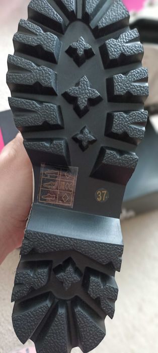 Ghete dama "La Strada "mărimea 37