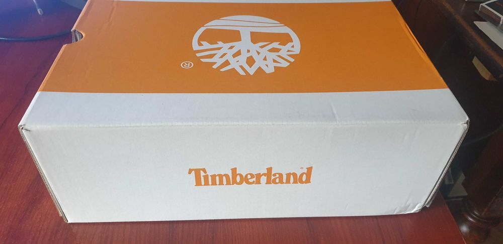 Продавам мъжки обувки Timberland