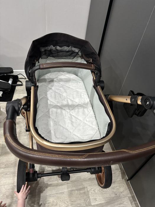 Продам коляску в хорошем состоянии