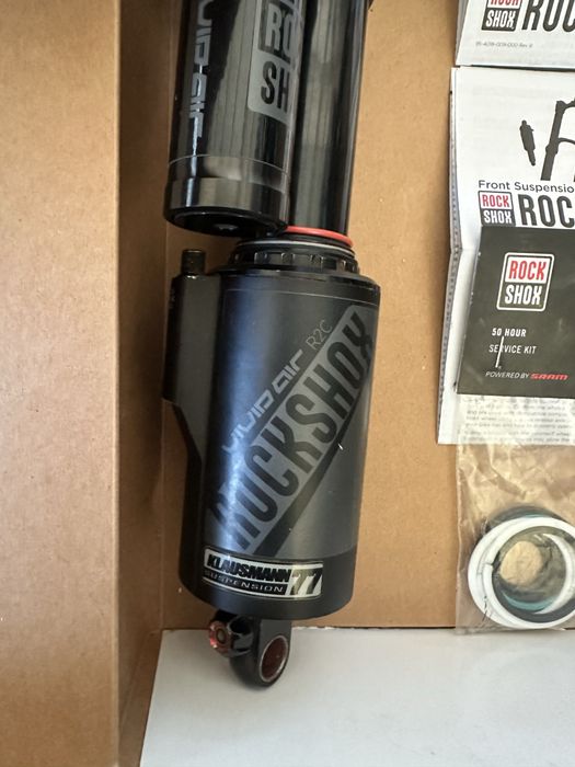 Шок RockShox  Vivid Air R2C и аксесоари