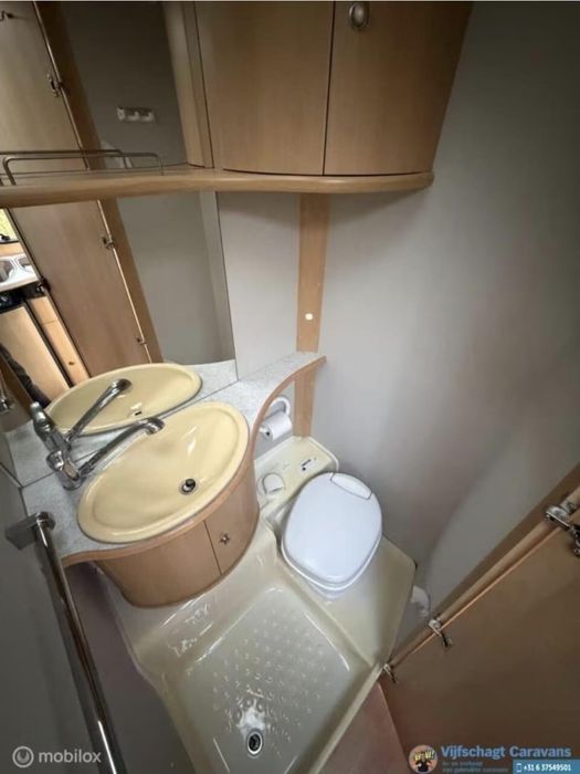 Rulota Dethleffs Camper 460, super dotata, foarte bine intretinuta.