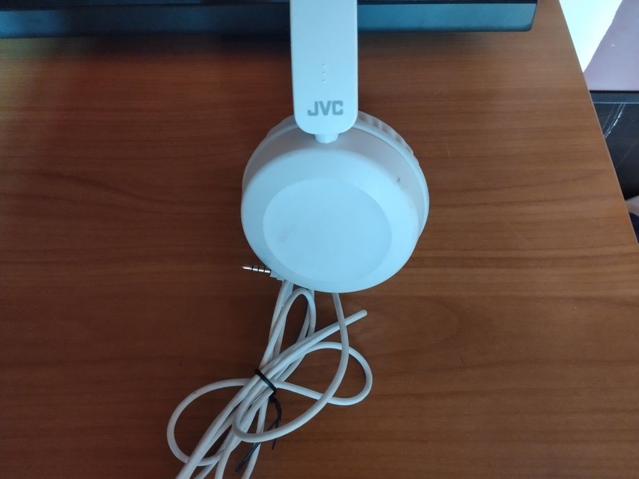 оригинални стерео слушалки големи на JVC перфектни