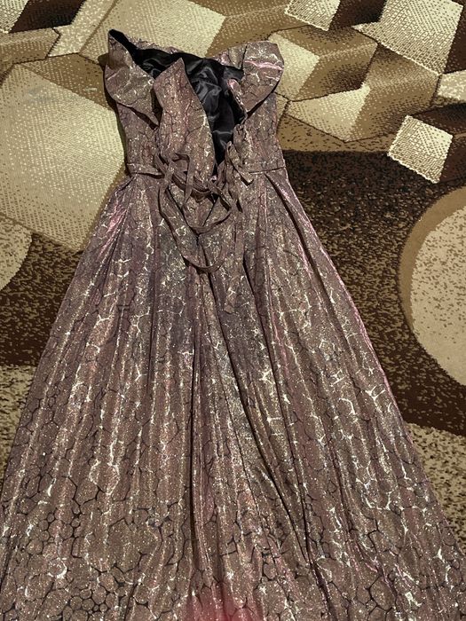 Продам платье!!!