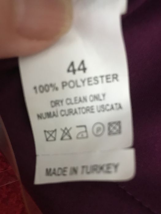 Rochie de ocazie purtata o singura data.
