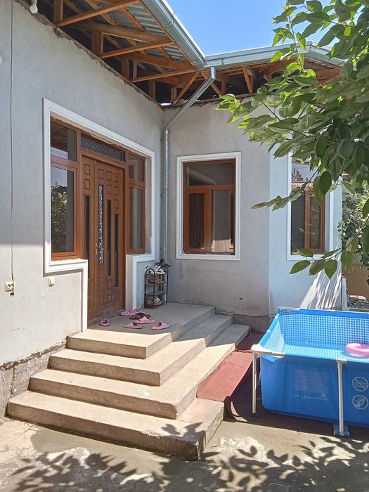 Yuqori chirchiq o'zbekiston mahallasida Tayyor Hovli sotiladi