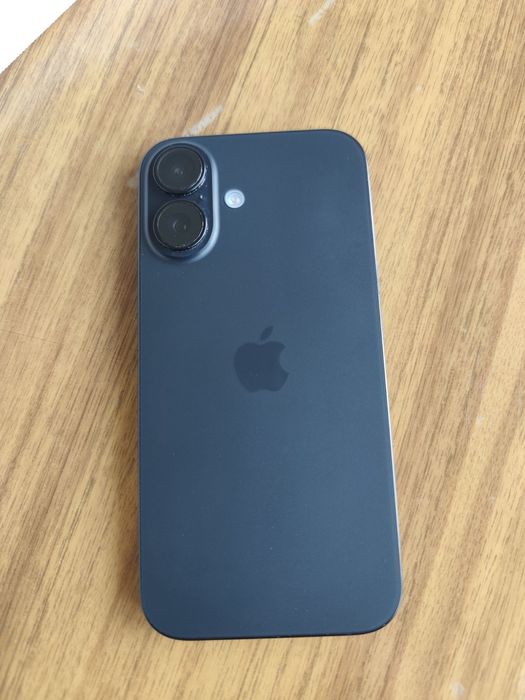 Iphone 16 128 gb akb 100%