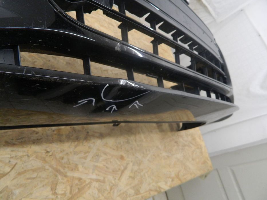 Bara fata Audi A4 B9, facelift, 2020, 2021, 2022, 8W0807437AH.