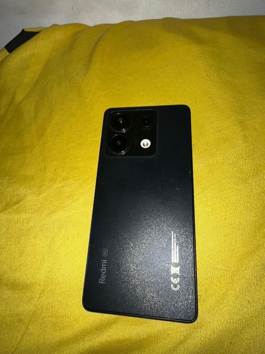 Vadn telefon mobil redmi note 13 că nou foarte puțin utilizat