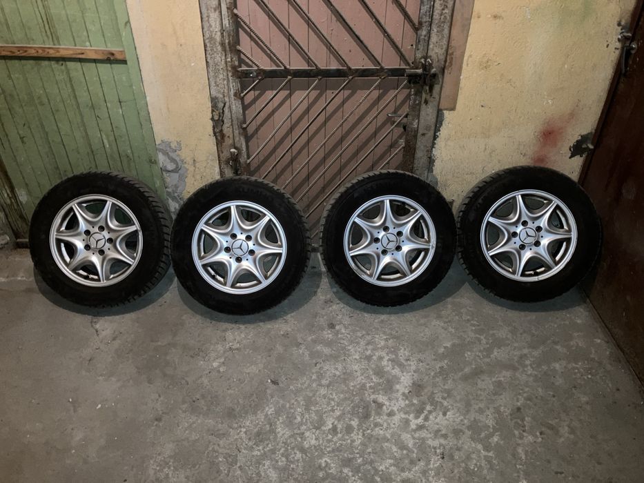 Комплект зимни гуми+джанти за мерцедес