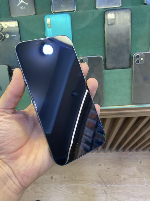 Iphone 13 pro max  batare 84%