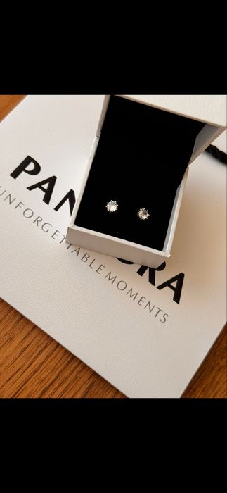 Пандора обеци Pandora