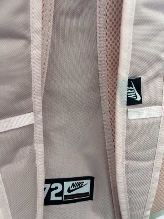 Рюкзак.  NIKE.  и     Macron