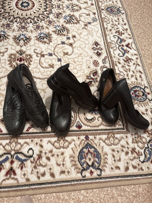 Продам женскую обувь