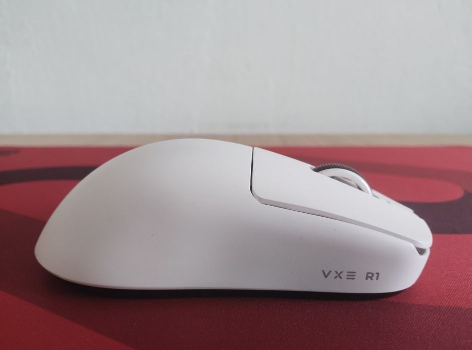 Vxe r1 se+ mouse