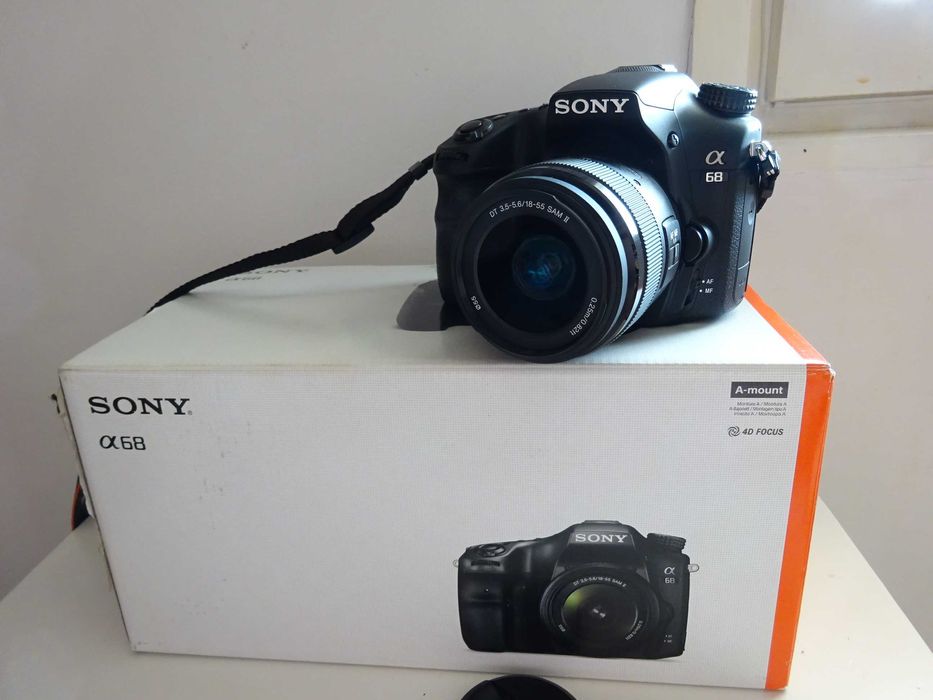 Sony a68 (IBIS: 5-осева стаб. на матрицата) + 18-55mm - 2200 кадъра