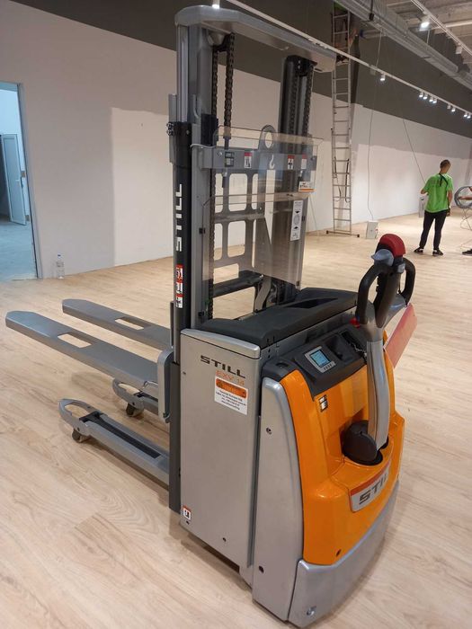 Подемна техника, мотокар, газoкар, електрокар, ричтрак, стакери