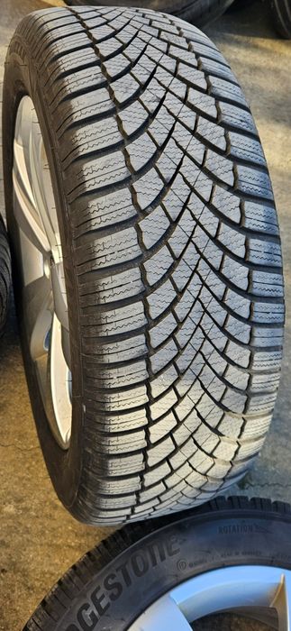 Jante Skoda Superb Octavia IV facelift echip iarna 215 55 17 DOT 2024