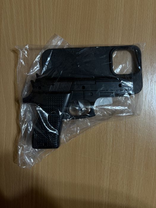 Чехлы новый iphone 14 pro