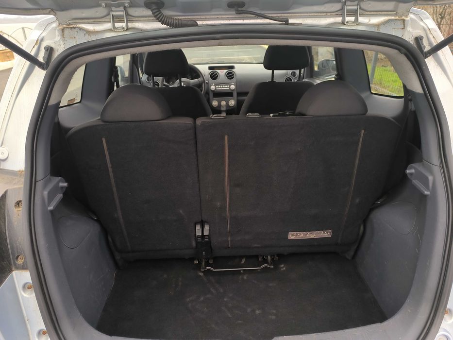 Mithubishi Colt  3 usi albastru ,benzina 1,4