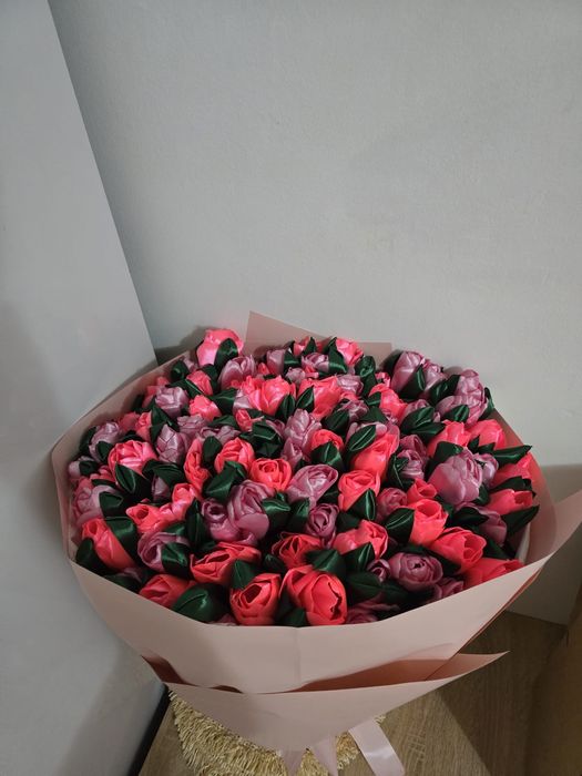 Buchet satin 3 lei firul