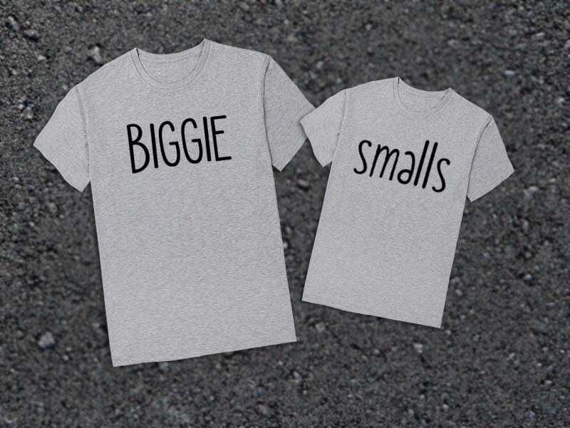 Комплекти семейни тениски със щампа по ваш избор.