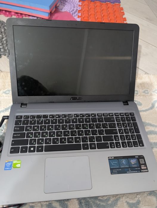 Офисный Ноутбук asus
