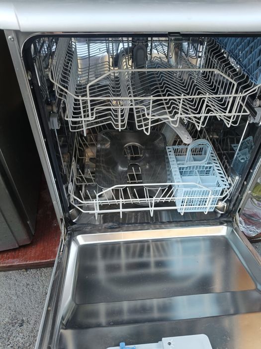 Продам посудомойку, в отличном состоянии.