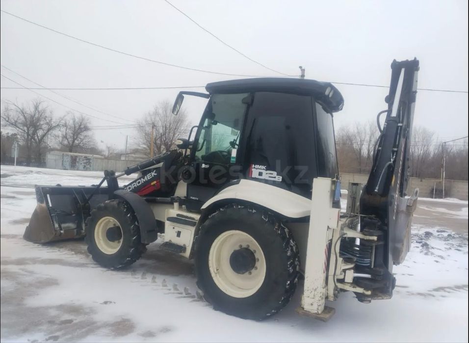 Эксковатор погрузчик услуги аренда