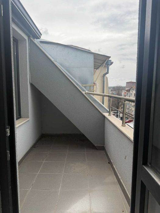 Продава се Тристаен апартамент в Плевен, Широк център - 110 кв.м за 696 €/кв.м - Снимка #4