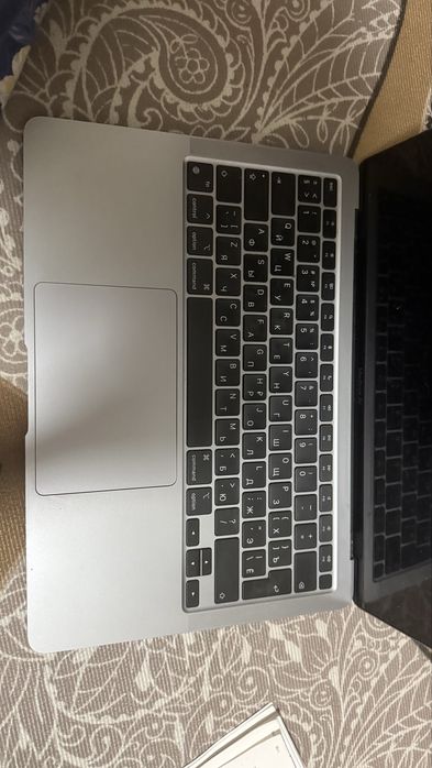 Macbook M1 2019