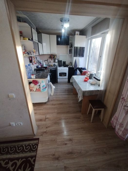 Продам полуторку на бульваре