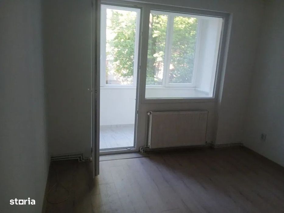 cv 225 I.Slavici, apartament 3 camere , etaj I + garaj