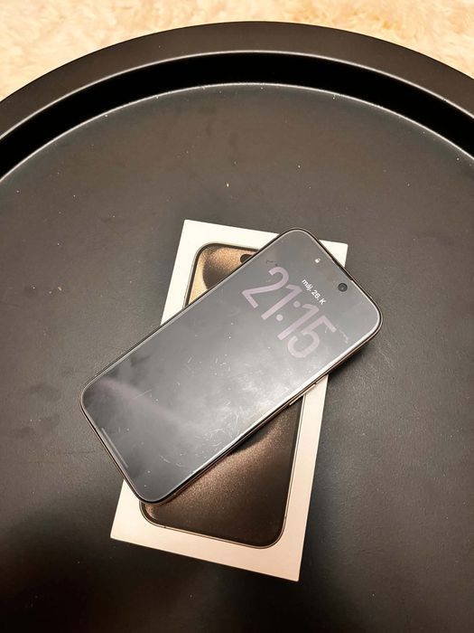 Iphone 15 pro Natural Titanium