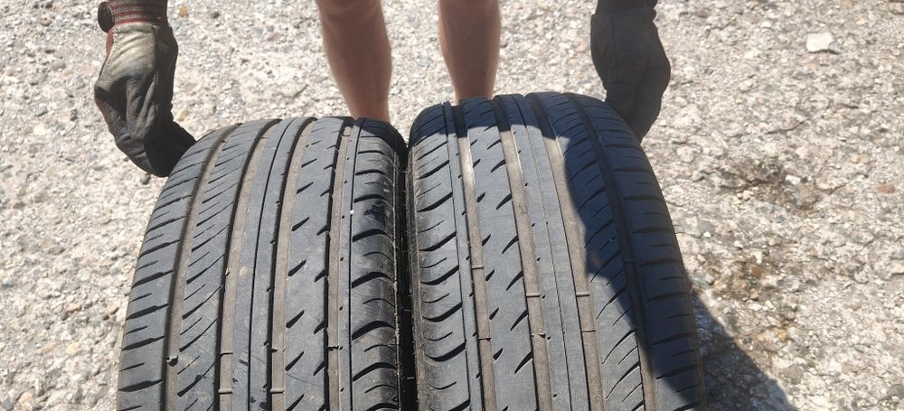 Две гуми sunfull 245/35/R20 dot 32/23