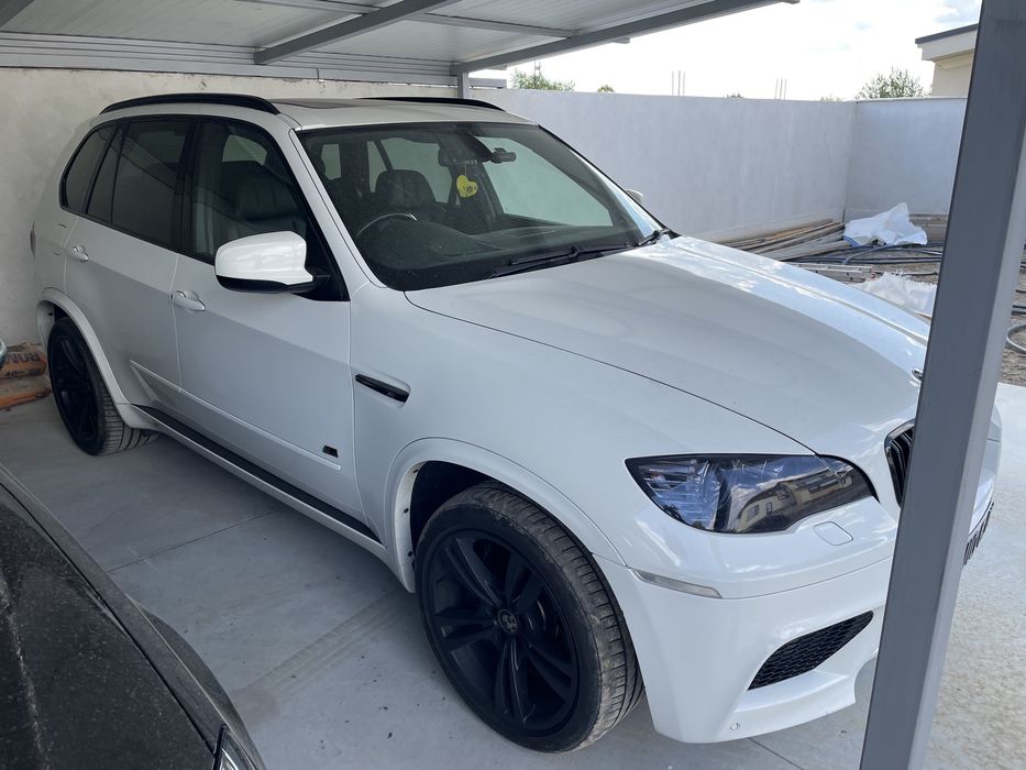 Dezmembrez bmw x5m e70 555 cai, x6 m e71 motor 4.4 v8 piese x5 x6 e71