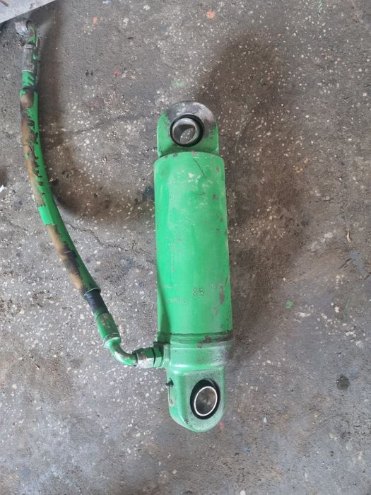 Cilindru tiranti john deere Seria 6000