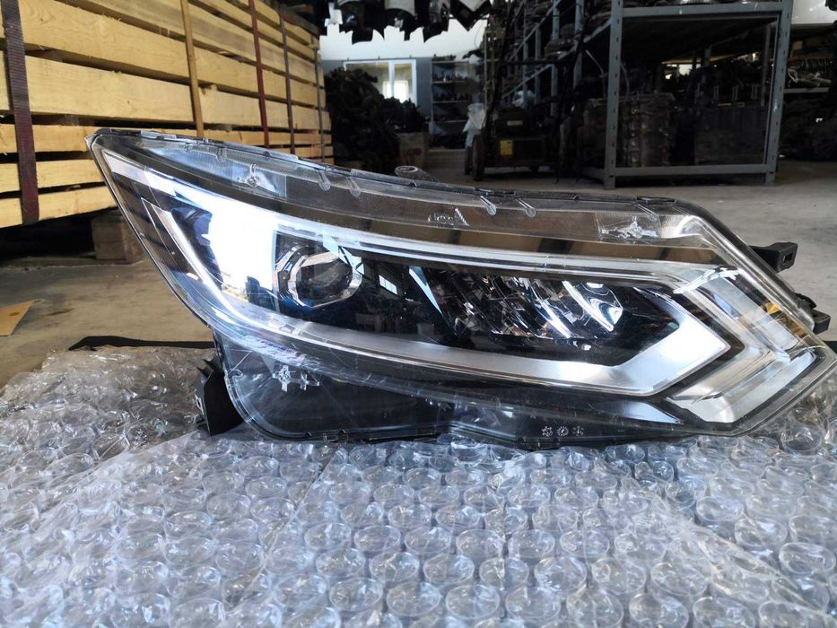 Десен фар Full Led за Nissan Qashqai J11 гр. Хасково Дружба 1 • OLX.bg