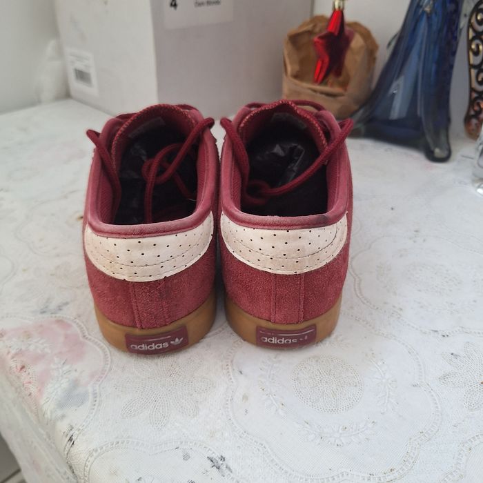 Adidas nr 40,2/3 stare bună