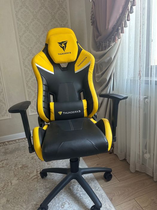 Игровое кресло продам