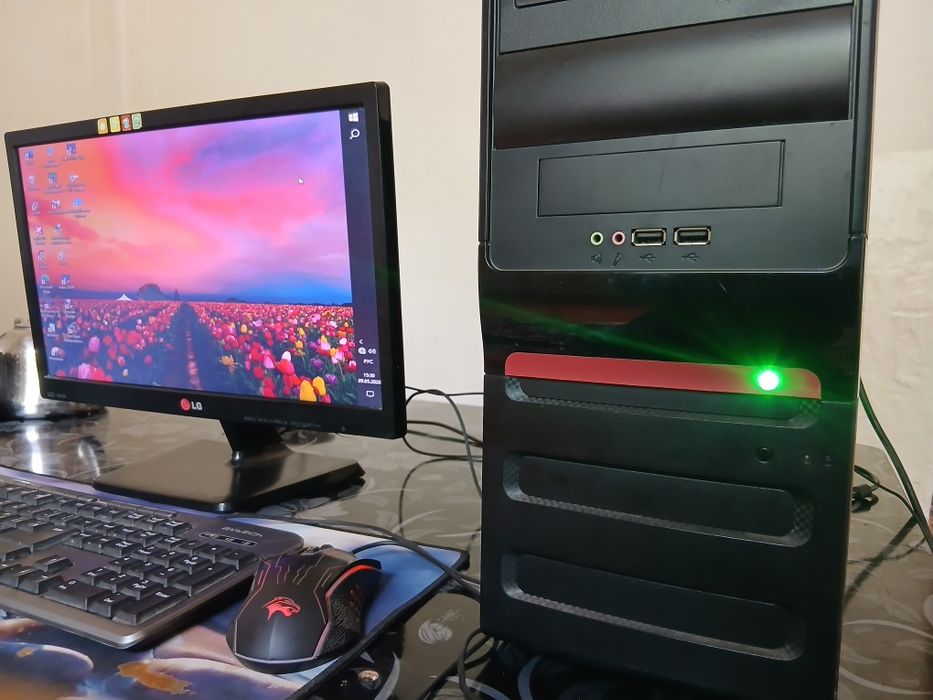 kompyuter LG 300$