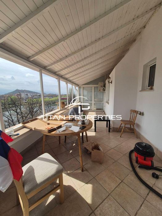 Продава се Тристаен апартамент в Пловдив, Кършияка - 220 кв.м за 2046 €/кв.м - Снимка #14