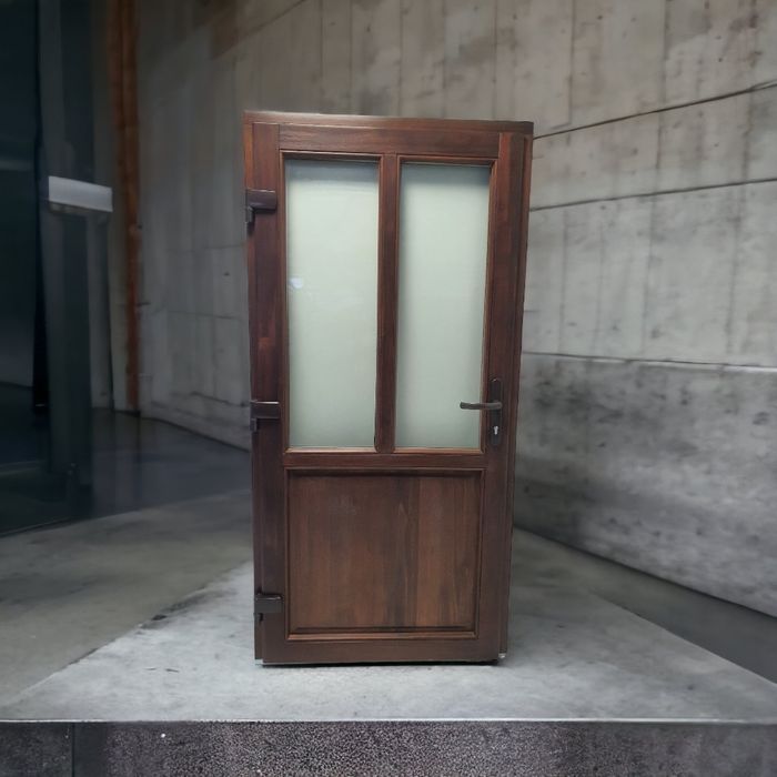 Usa termopan lemn masiv eukalipt pentru exterior sau interior