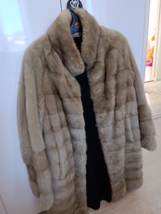 Срочно продам норк шубу