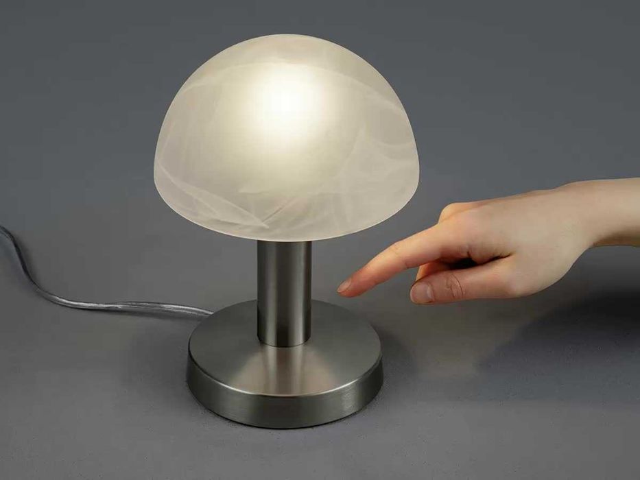 Lampă, veioza de masa, noptiera din nichel mat, cu funcție Touch-Me